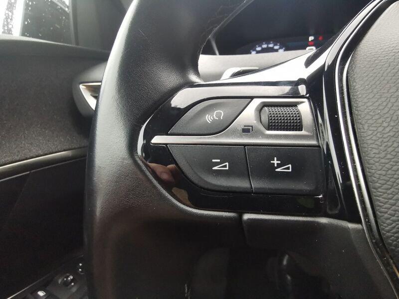 Peugeot 3008 BlueHDI 130 EAT8 S&S Allure