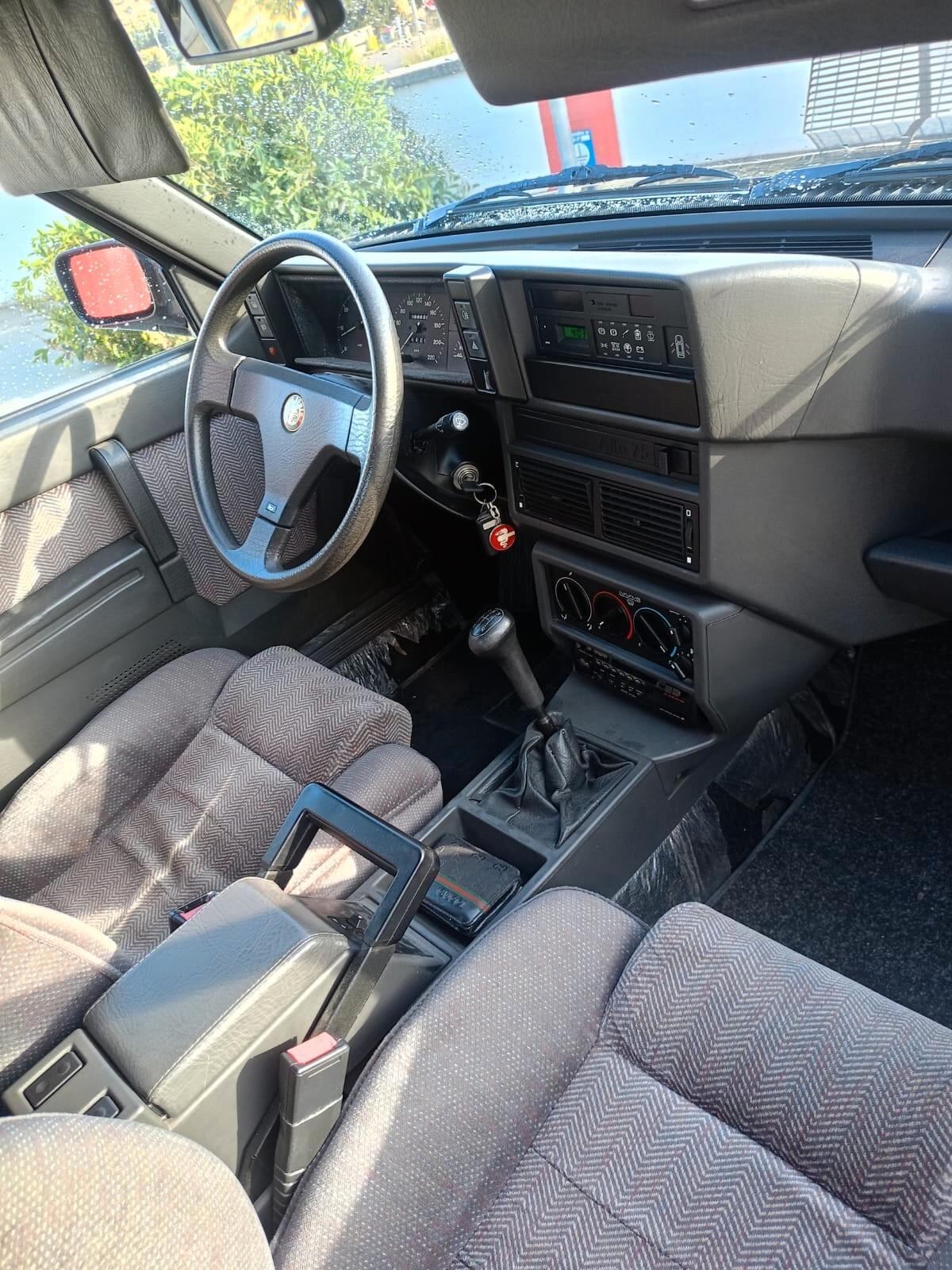 Alfa Romeo 75 1.8 IE