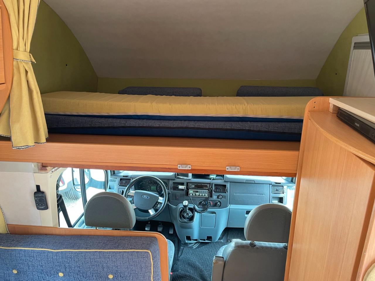 Ford Autocaravan mansardato Rimor Katamarano 5 - 6 posti letto