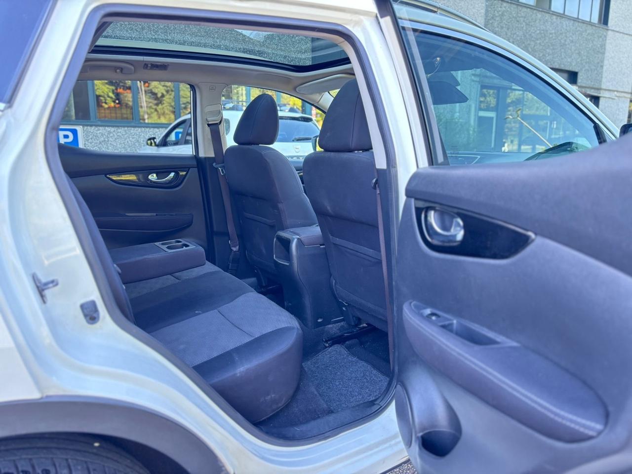 Nissan Qashqai 1.5 dCi Tekna*TETTO*360*