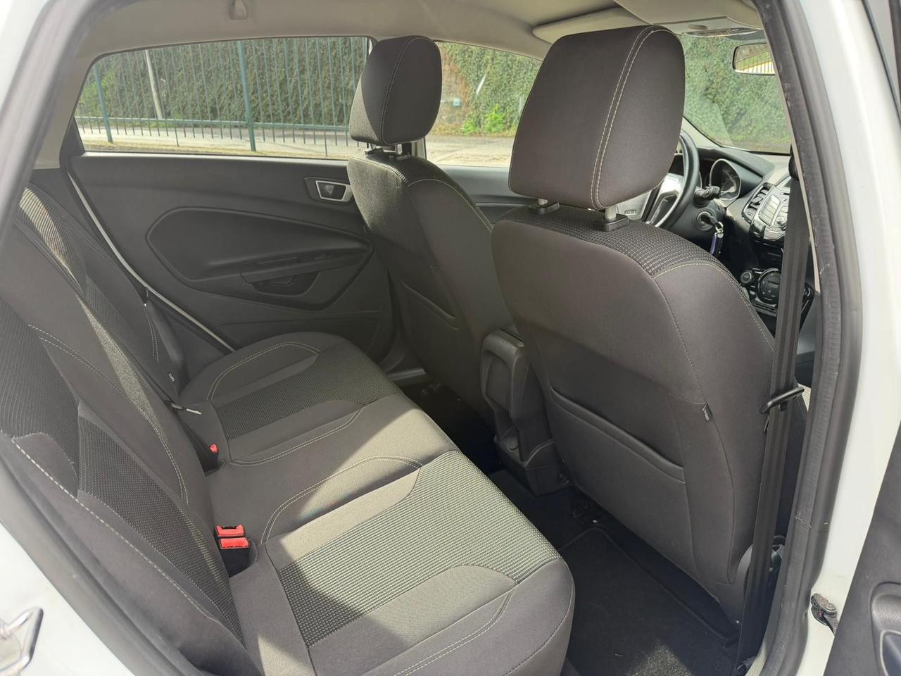 Ford Fiesta 1.5 TDCi 75CV 5 porte ST-Line