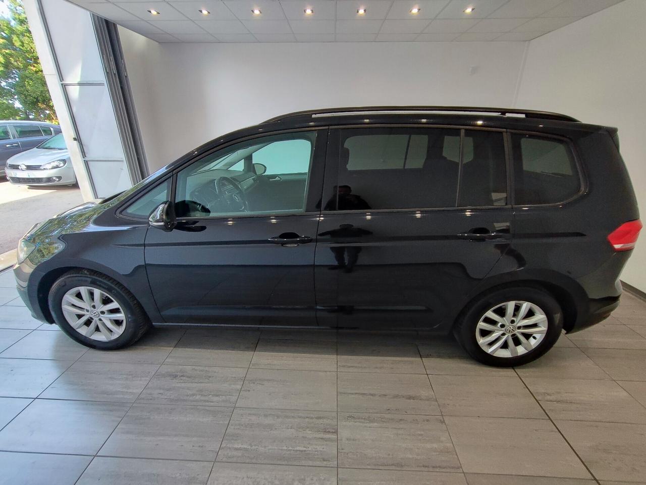 Volkswagen Touran 2.0 TDI SCR DSG 7 POSTI
