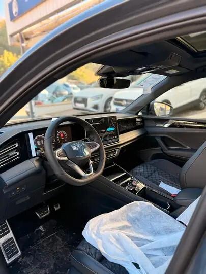 Volkswagen Tiguan 1.5 eTSI 150 CV ACT DSG R-Line Plus