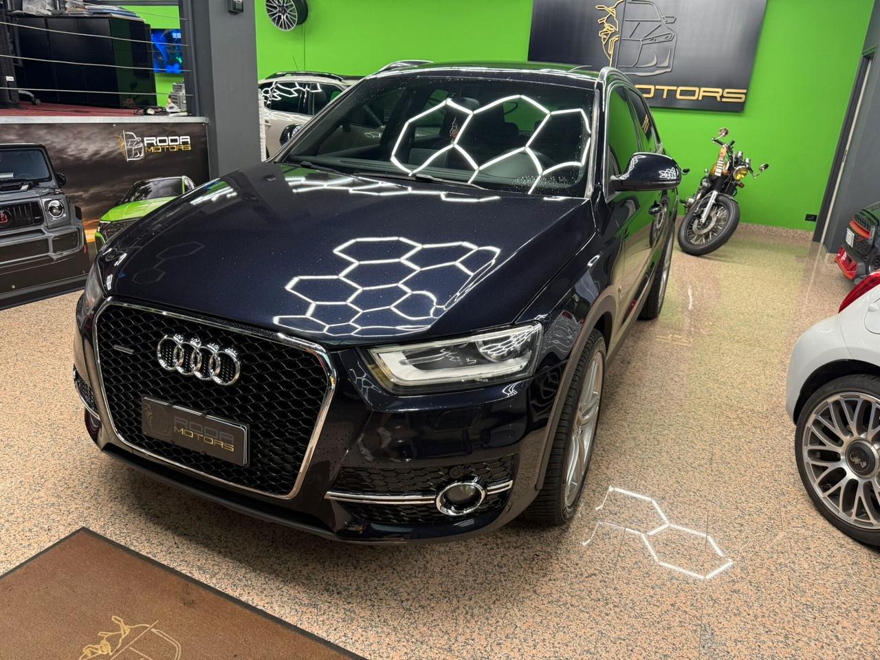 Audi Q3 2.0 TDI 177 CV quattro CON TETTO