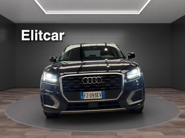 AUDI Q2 30 TDI Business