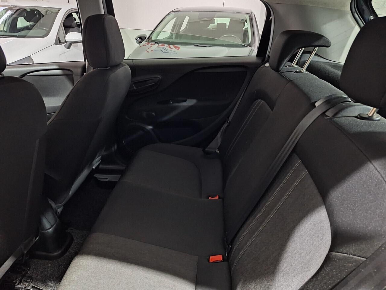 Fiat Punto 1.4 Natural Power 77CV Lounge 2016