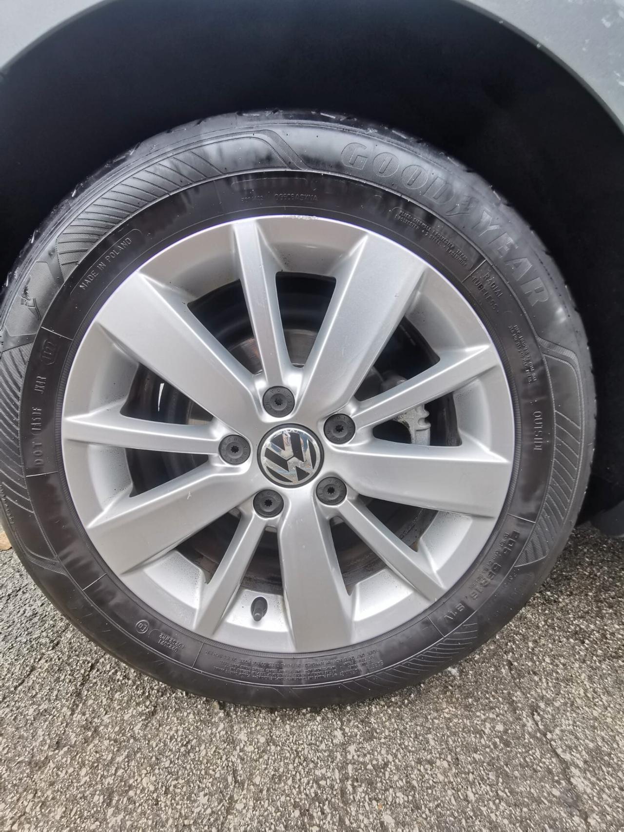 Volkswagen Golf 1.6 TDI 5p. Comfortline - 2011