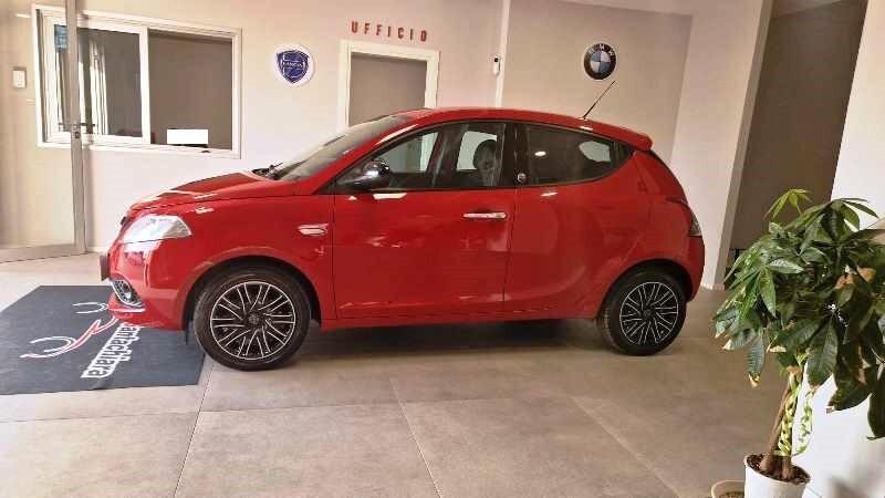 Lancia Ypsilon 1.2 69 CV Ecochic GPL Gold MY19