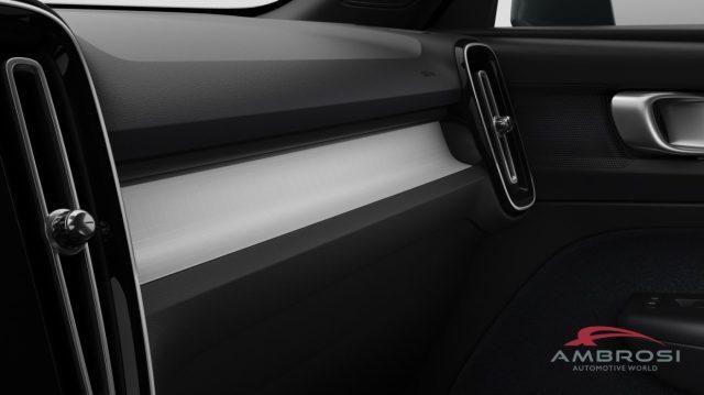 VOLVO XC40 B3 Mild hybrid Benzina Core