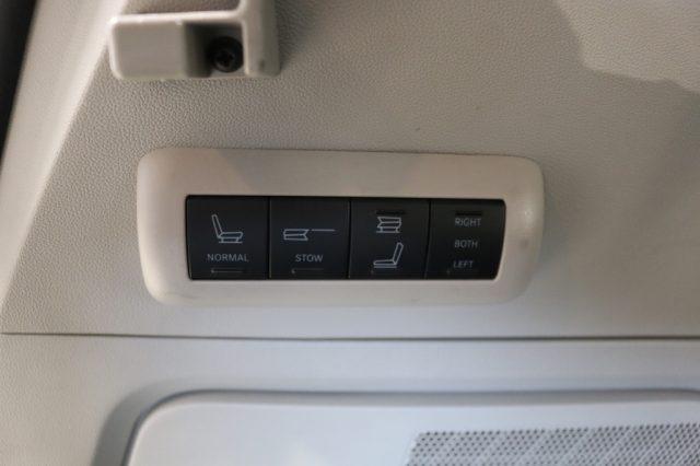 CHRYSLER Grand Voyager 2.8 CRD DPF Touring