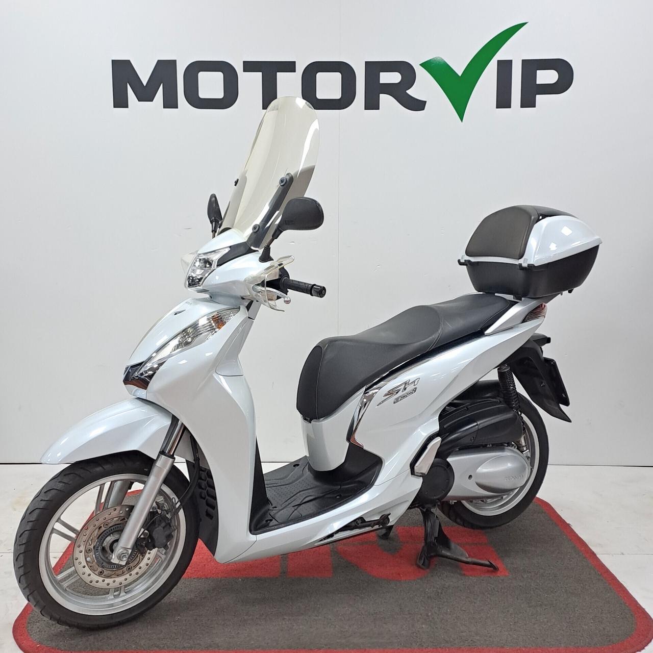 Honda SH 300 TUA ANCHE SENZA REDDITO
