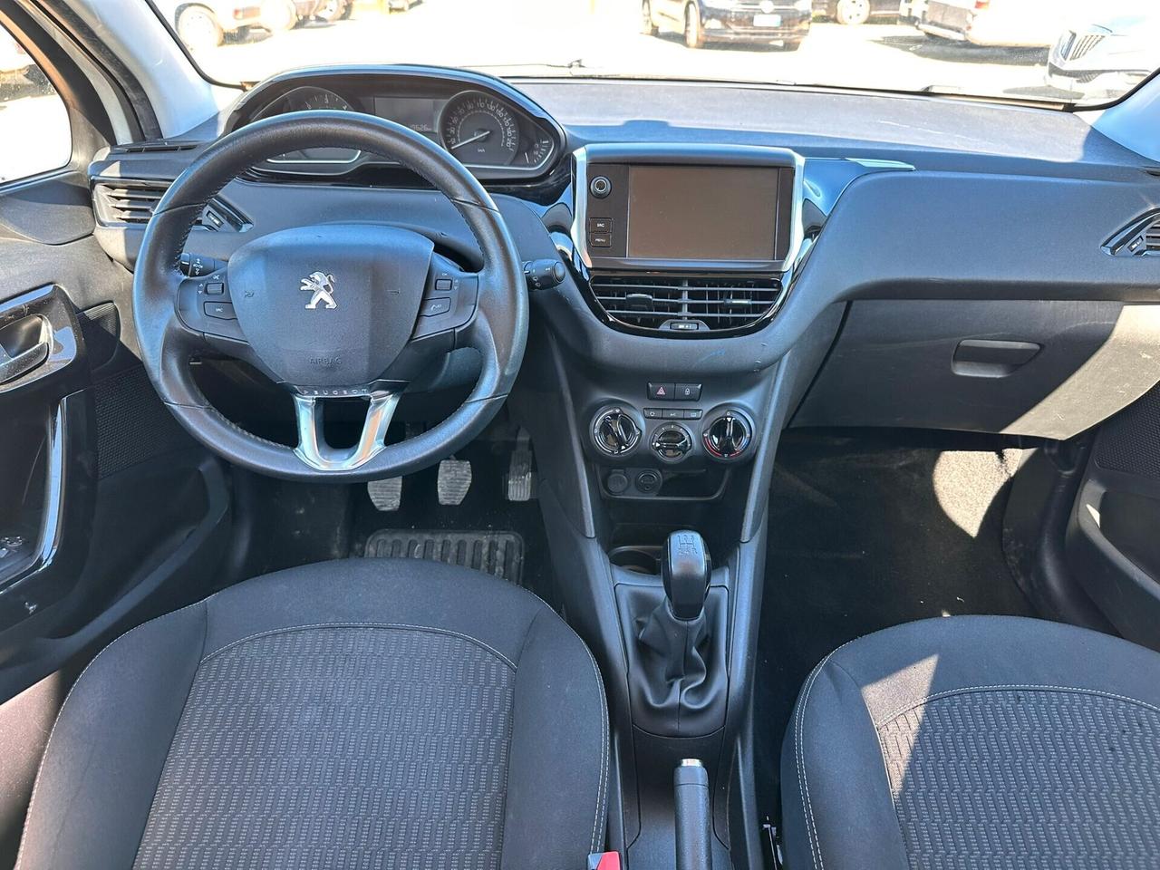 Peugeot 208 BlueHDi 75