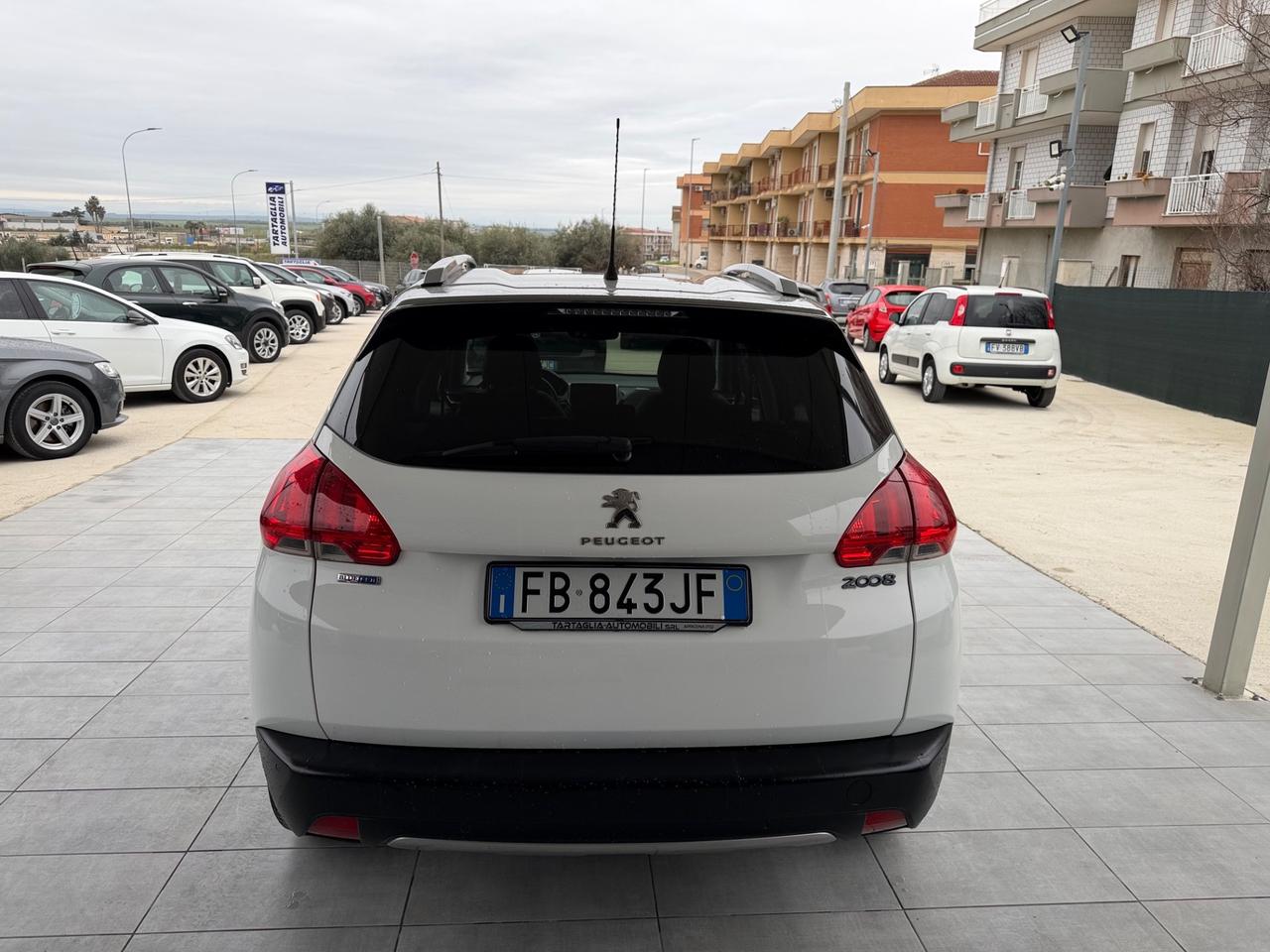 Peugeot 2008 BlueHDi 100 Allure