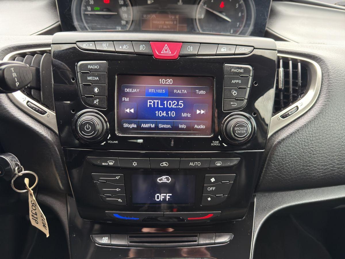 LANCIA - Ypsilon - 1.2 69 CV 5p. Platinum NAVI PELLE