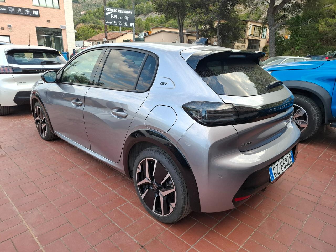 Peugeot 208 Hybrid 145 e-DCS6 GT