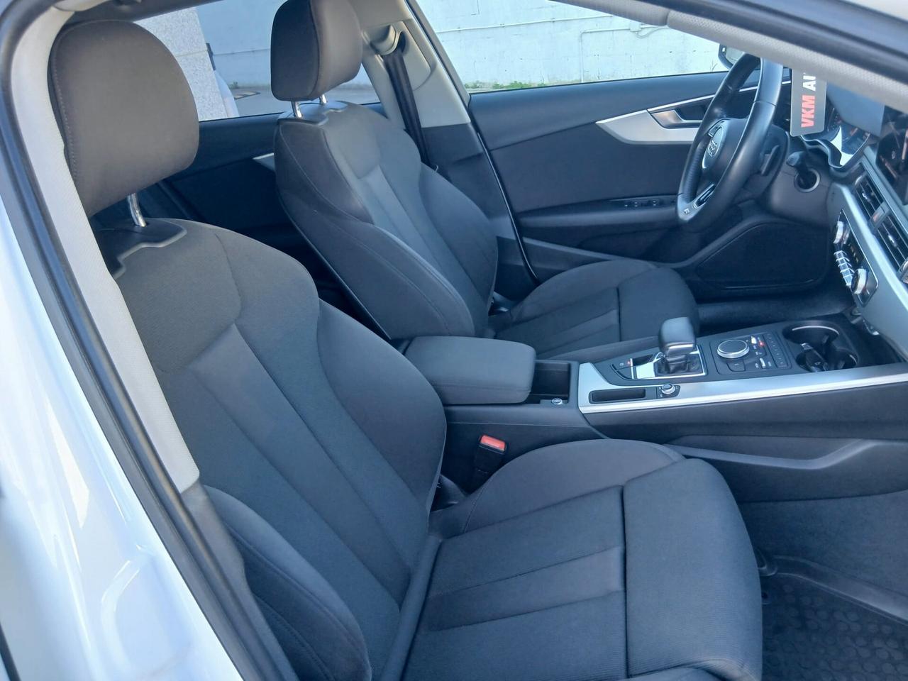 Audi A4 Avant 2.0 TDI 122 CV S tronic Business