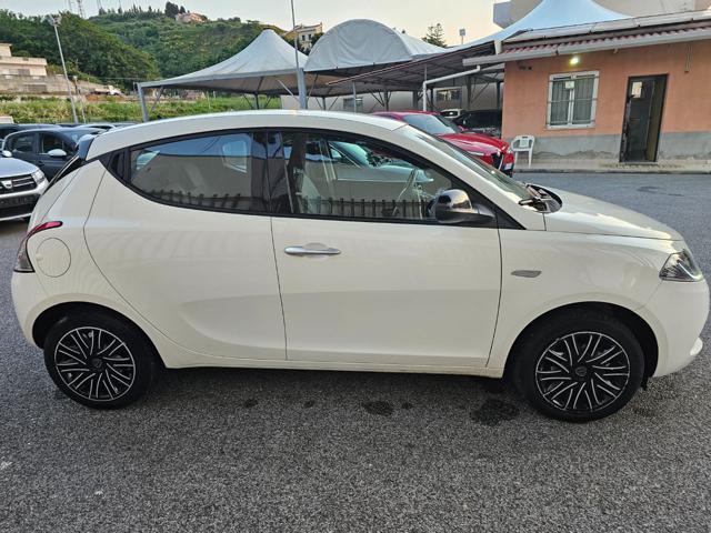 LANCIA Ypsilon 1.0 FireFly 5 porte S&S Hybrid Gold