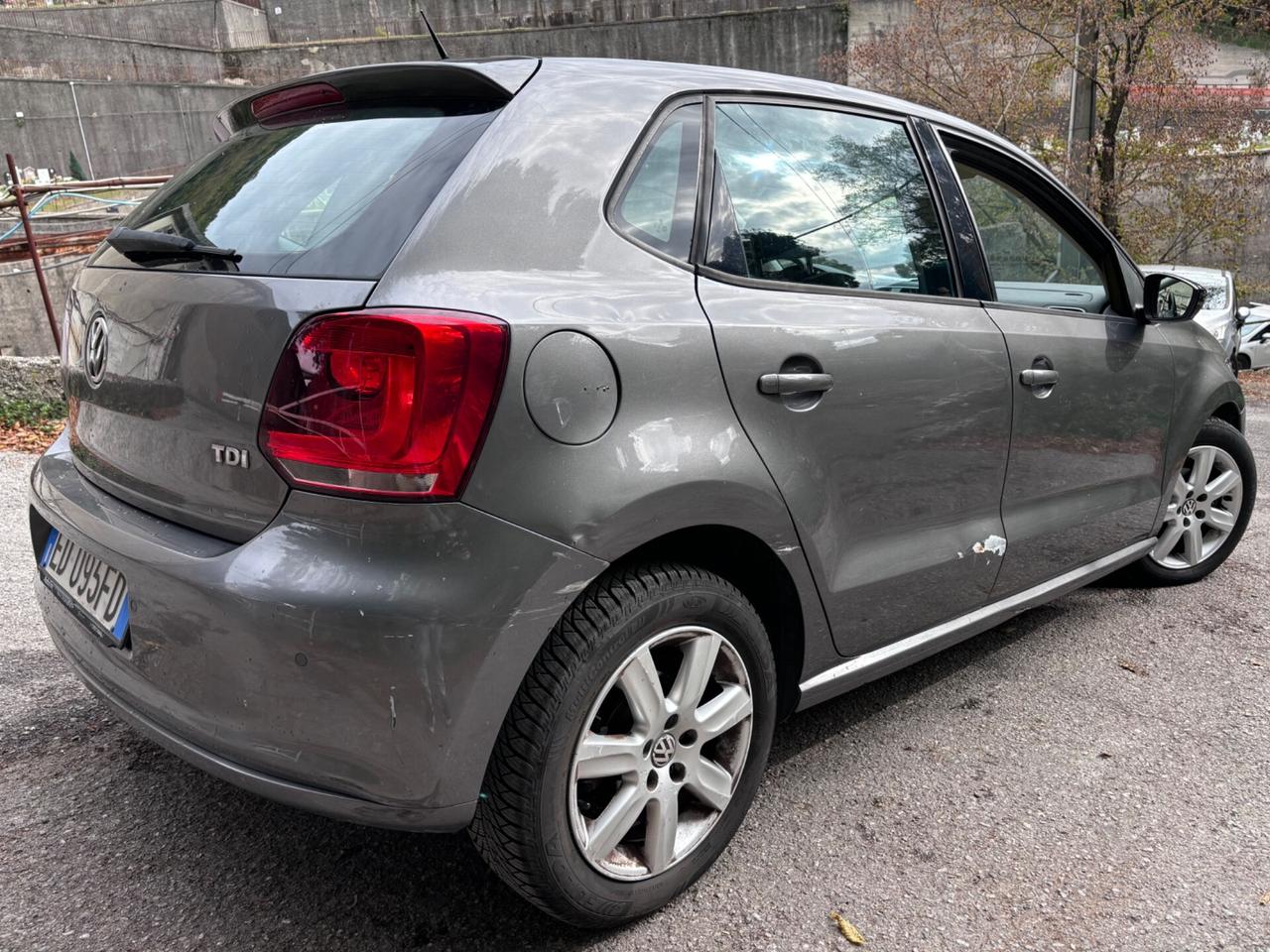 Volkswagen Polo 1.6 TDI 90CV DPF DSG 5 porte Highline