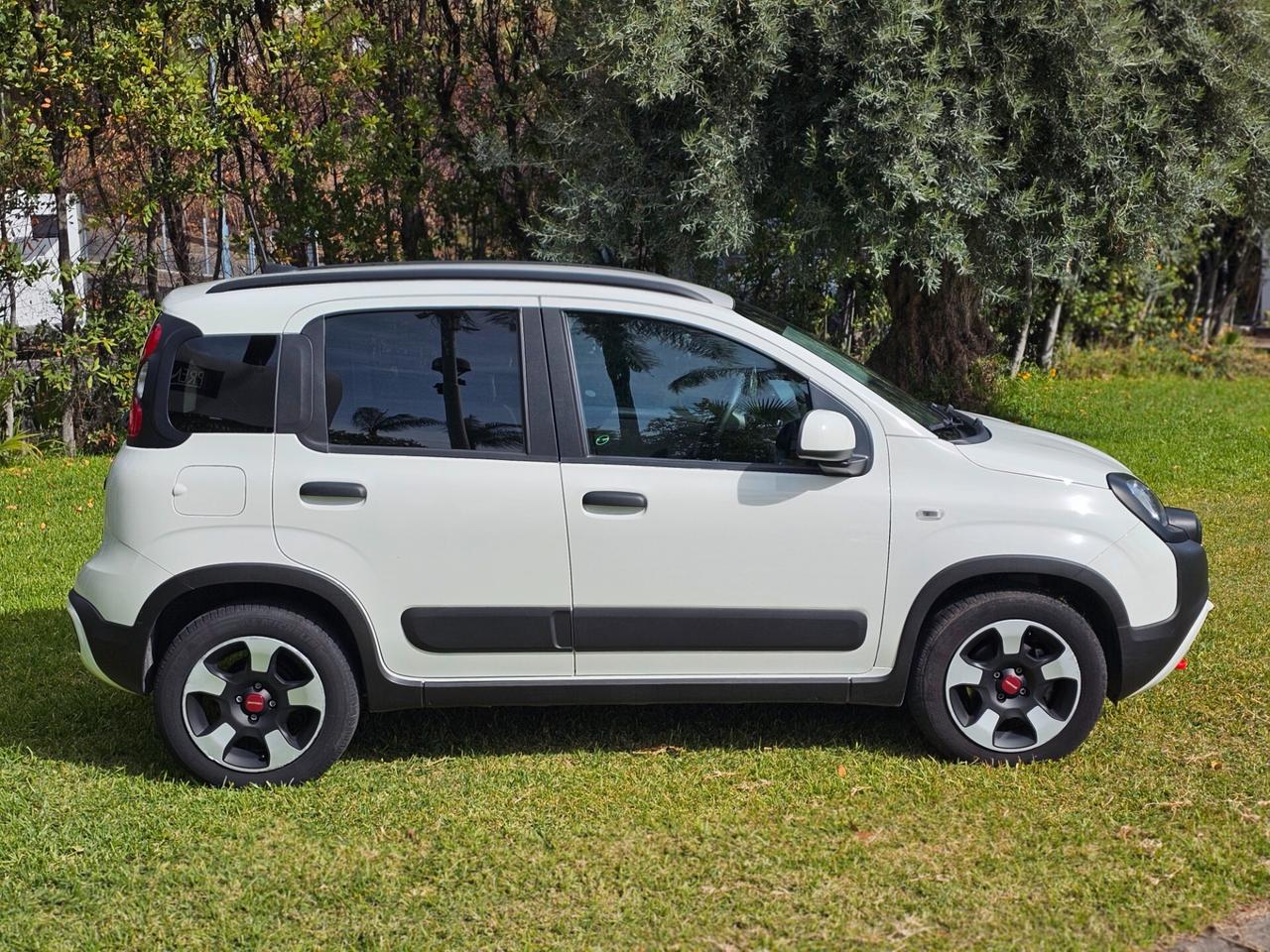 Fiat Panda 1.0 FireFly S&S Hybrid City Cross