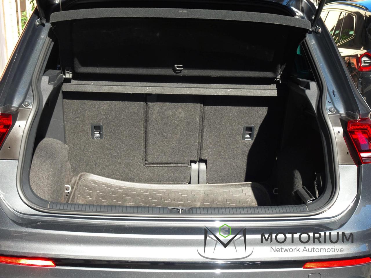 Volkswagen Tiguan 2.0 TDI DSG R-LILE 4MOTION -IMPECCABILE-