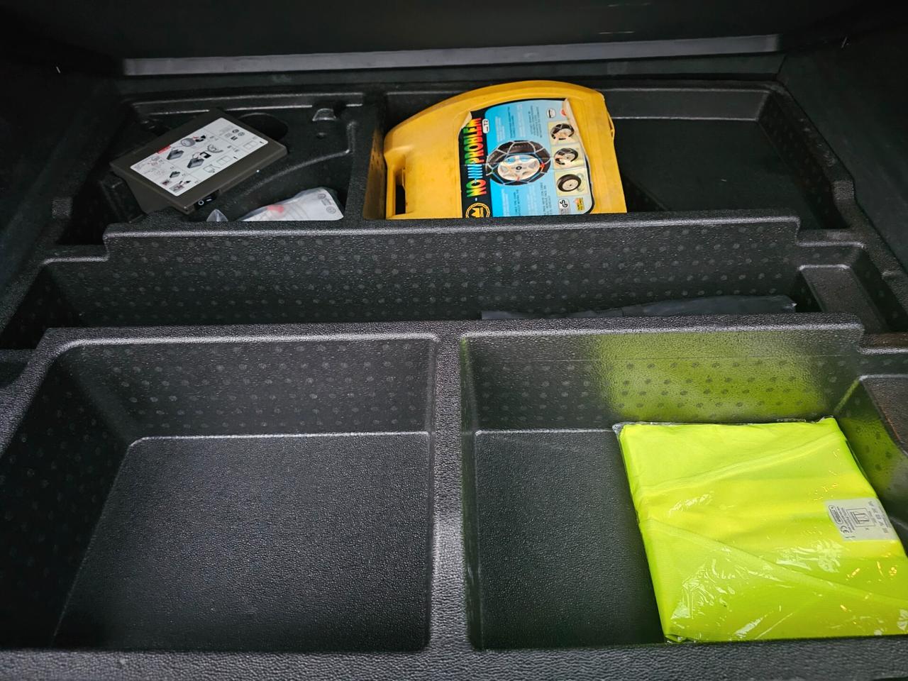 Audi Q3 2.0 TDI Quattro S-Tronic 140CV.Fine 2013