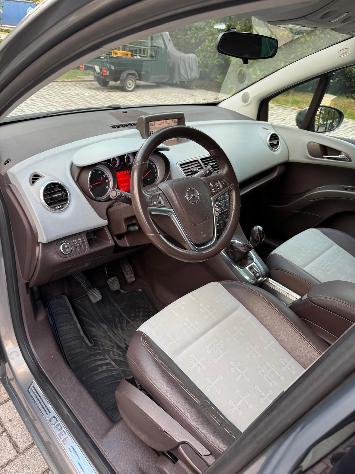 Opel Meriva 1.4 unico proprietario pari al nuovo