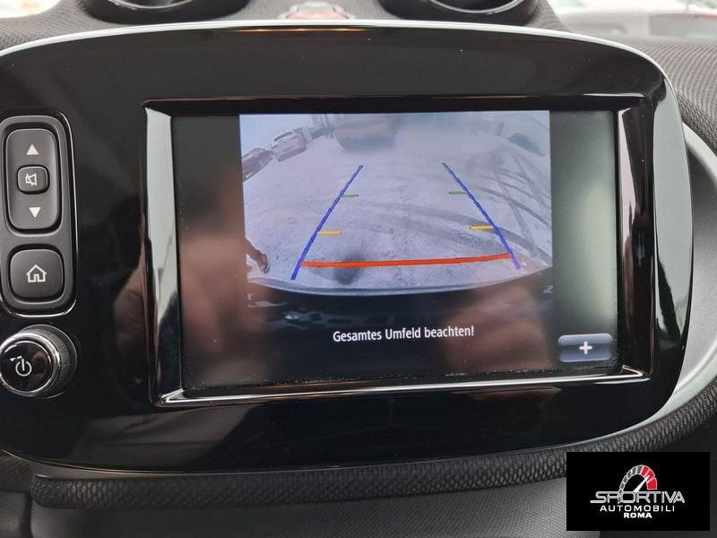smart fortwo IN ARRIVO!!! RETROCAMERA OPACA SPORT PACK RATA MENSILE 245,00 EURO fortwo 70 1.0 Passion