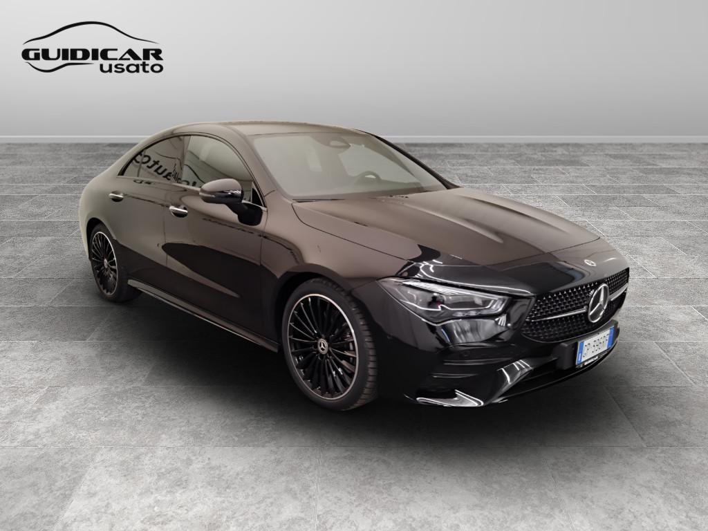 Mercedes-Benz CLA Coupe - C118 2023 - CLA Coupe 200 d AMG Line Advanced Plus auto