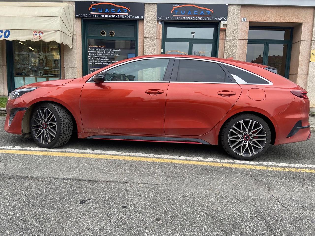 Kia ProCeed 1.6 T-GDI GT GT Line Plus