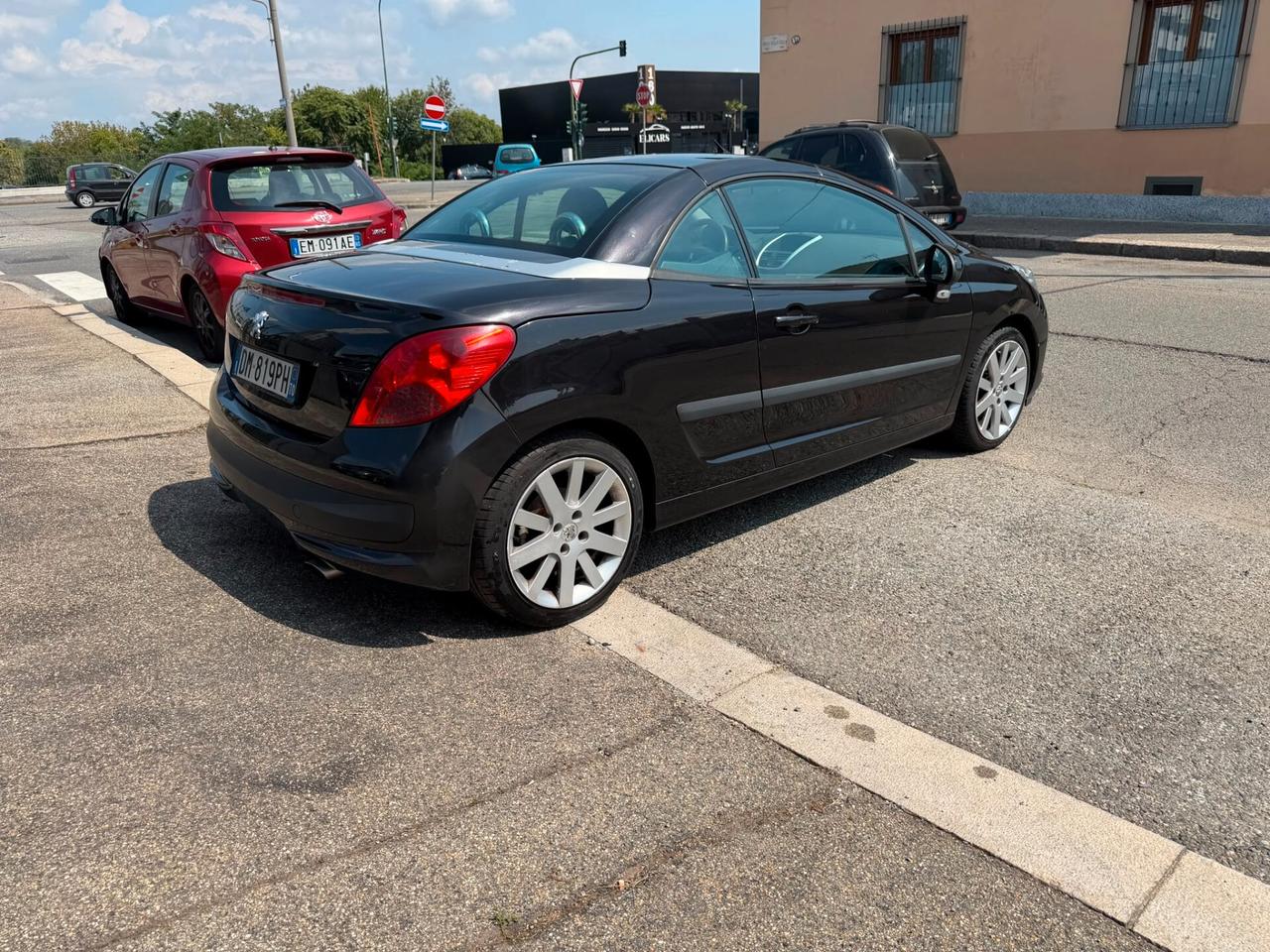 Peugeot 207 1.6 VTi 120CV CC Roland Garros