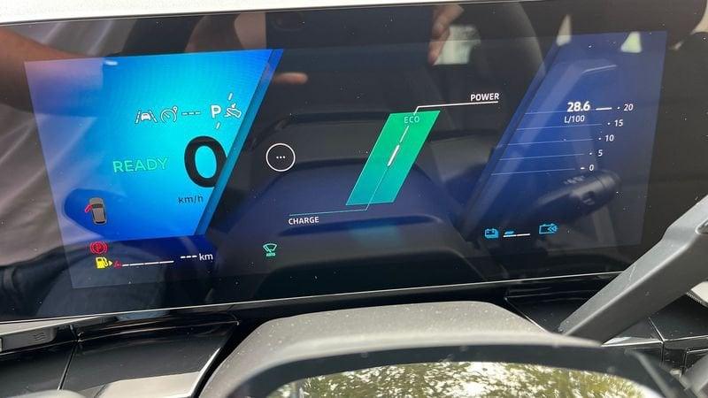 Renault Austral 1.2 E-Tech full hybrid Evolution 200cv auto
