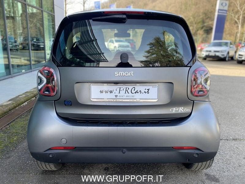 smart fortwo EQ Passion