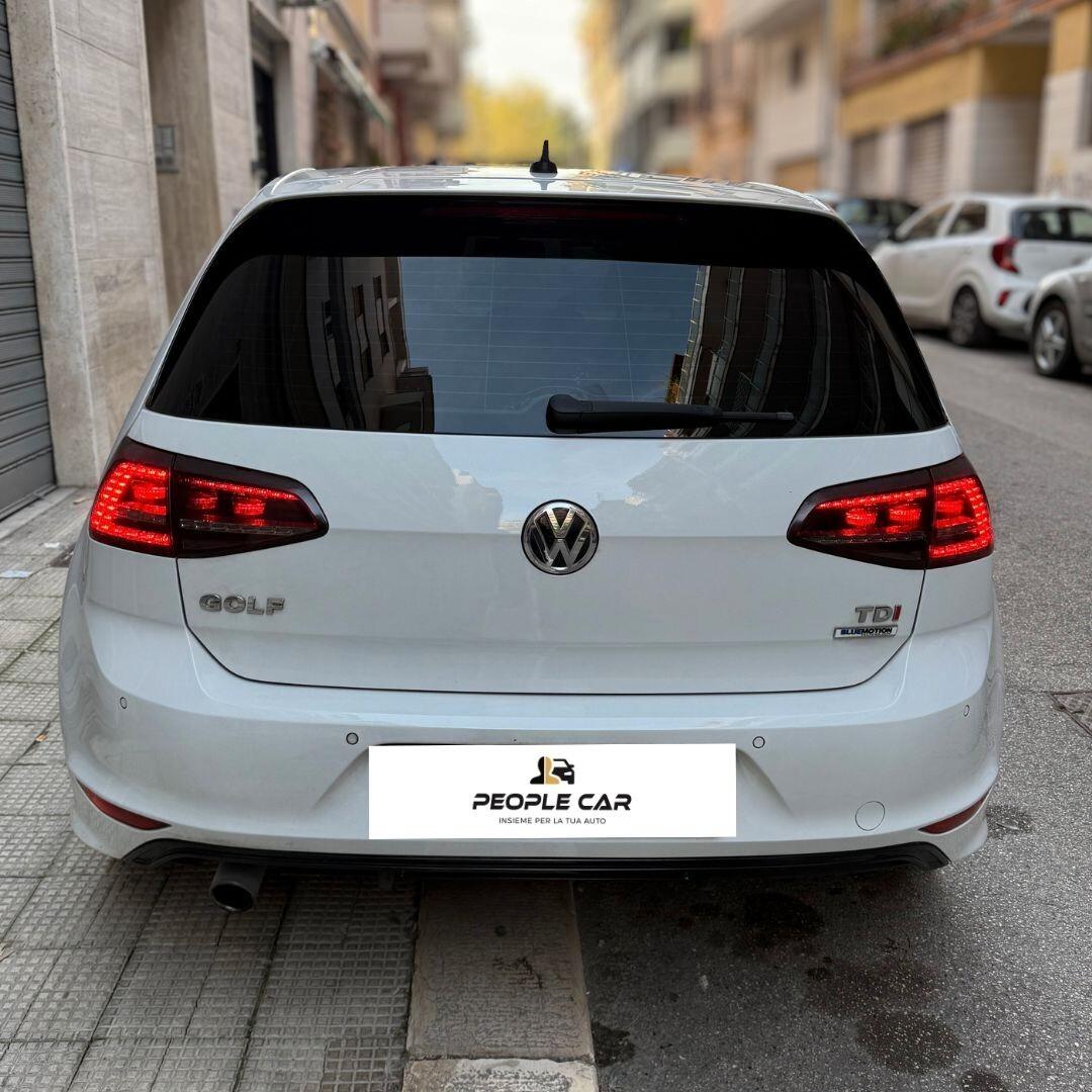 Volkswagen Golf 1.6 TDI 110cv allestimento R-Line