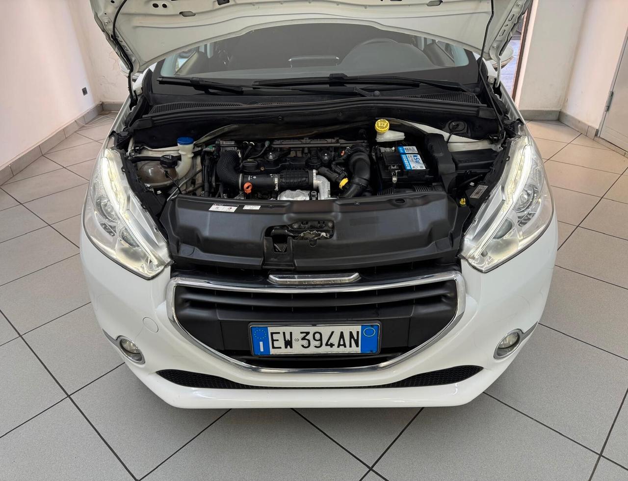 Peugeot 208 1.4 Diesel 68 CV 2014
