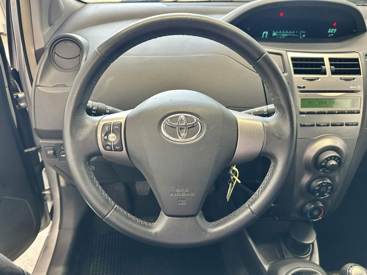 Toyota Yaris 5p 1.0 Now