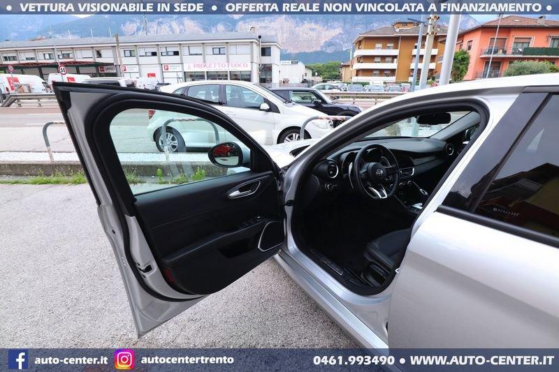 Alfa Romeo Giulia 2.2 Turbo Diesel 190CV Super AT8