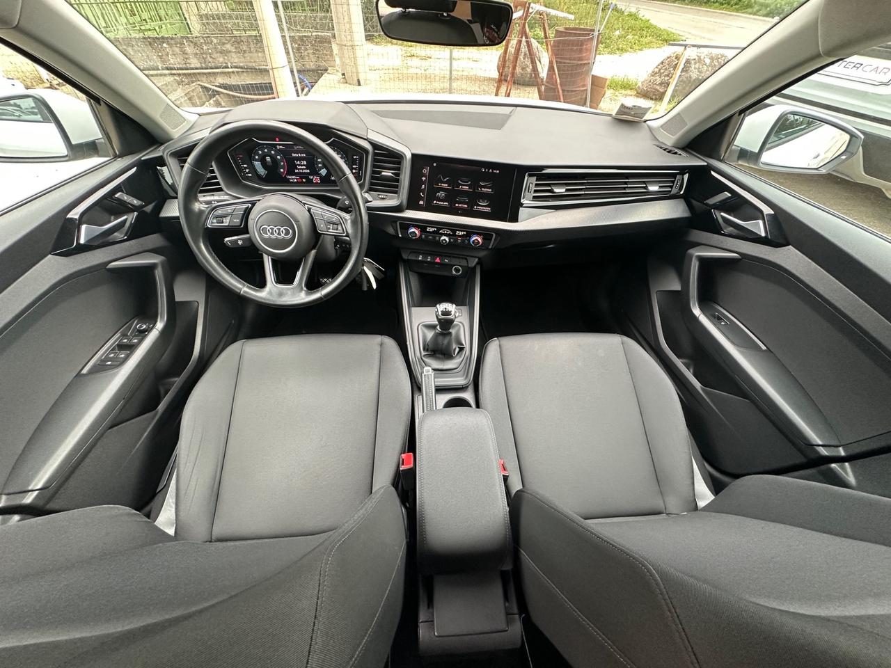 Audi A1 allstreet 30 TFSI Identity Contrast
