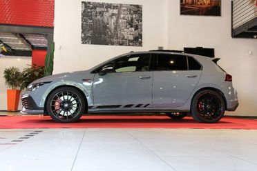 VOLKSWAGEN Golf GTI CLUBSPORT.2.0 GTI DSG.300CV.PERFORMANCE.AKRAPOVIC.