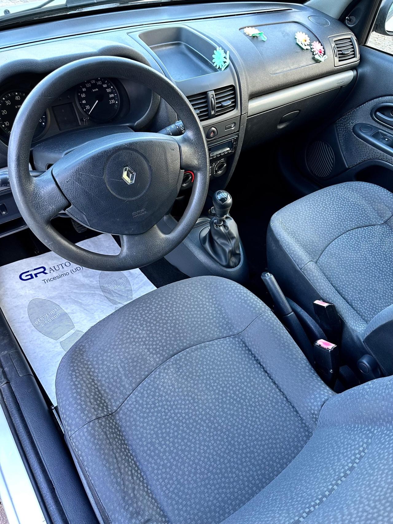 Renault Clio Storia 1.2 5 porte GPL Confort