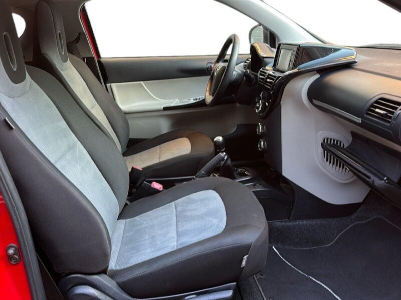 Toyota iQ 1.0 VVT-i Lounge