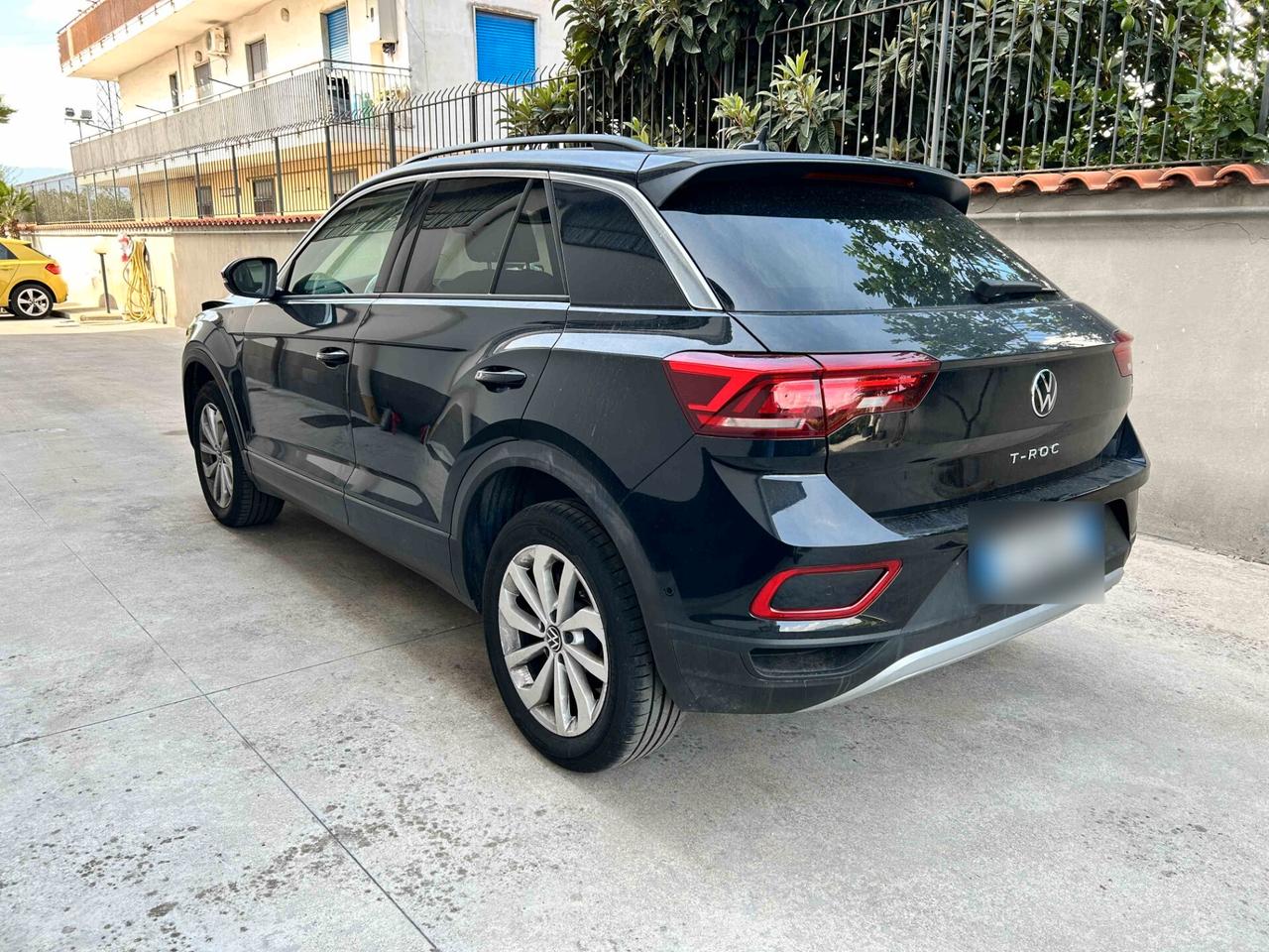 VW T-Roc 1.0 TSI 115CV - 2025 Incidentata