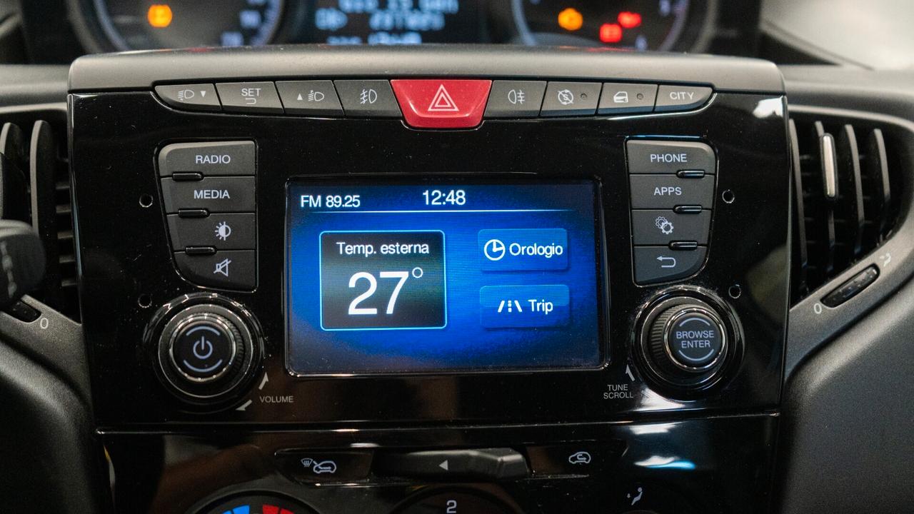 Lancia Ypsilon 1.3 MJT 95 CV Platinum PERMUTA