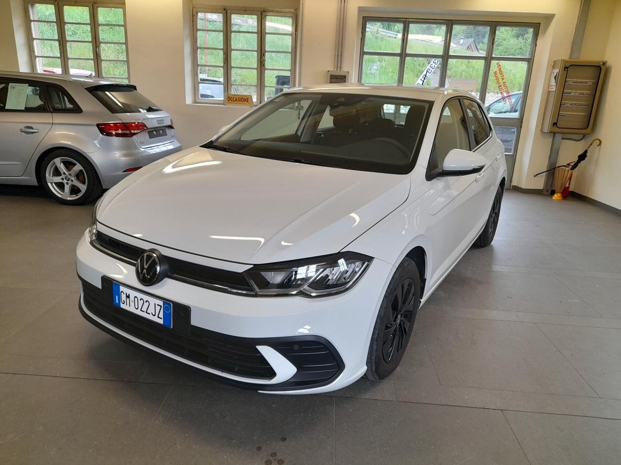 Polo 1.0 tsi 80cv benzina Neopatentati