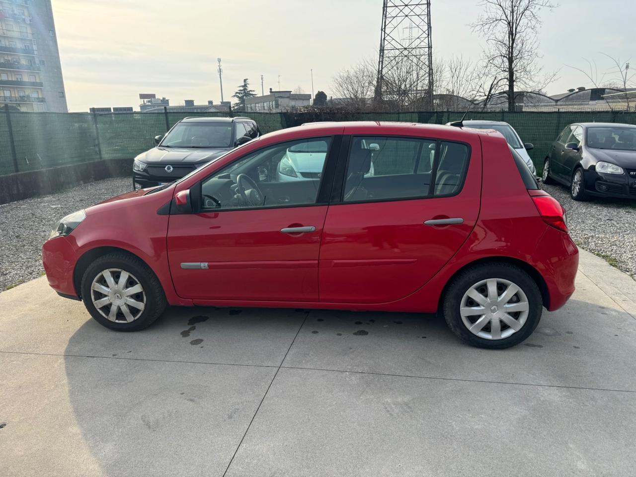 Renault Clio 1.2 16V 5 porte GPL Dynamique