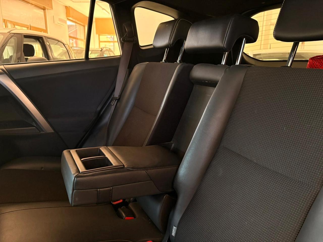Toyota RAV 4 RAV4 2.5 Hybrid 2WD Style