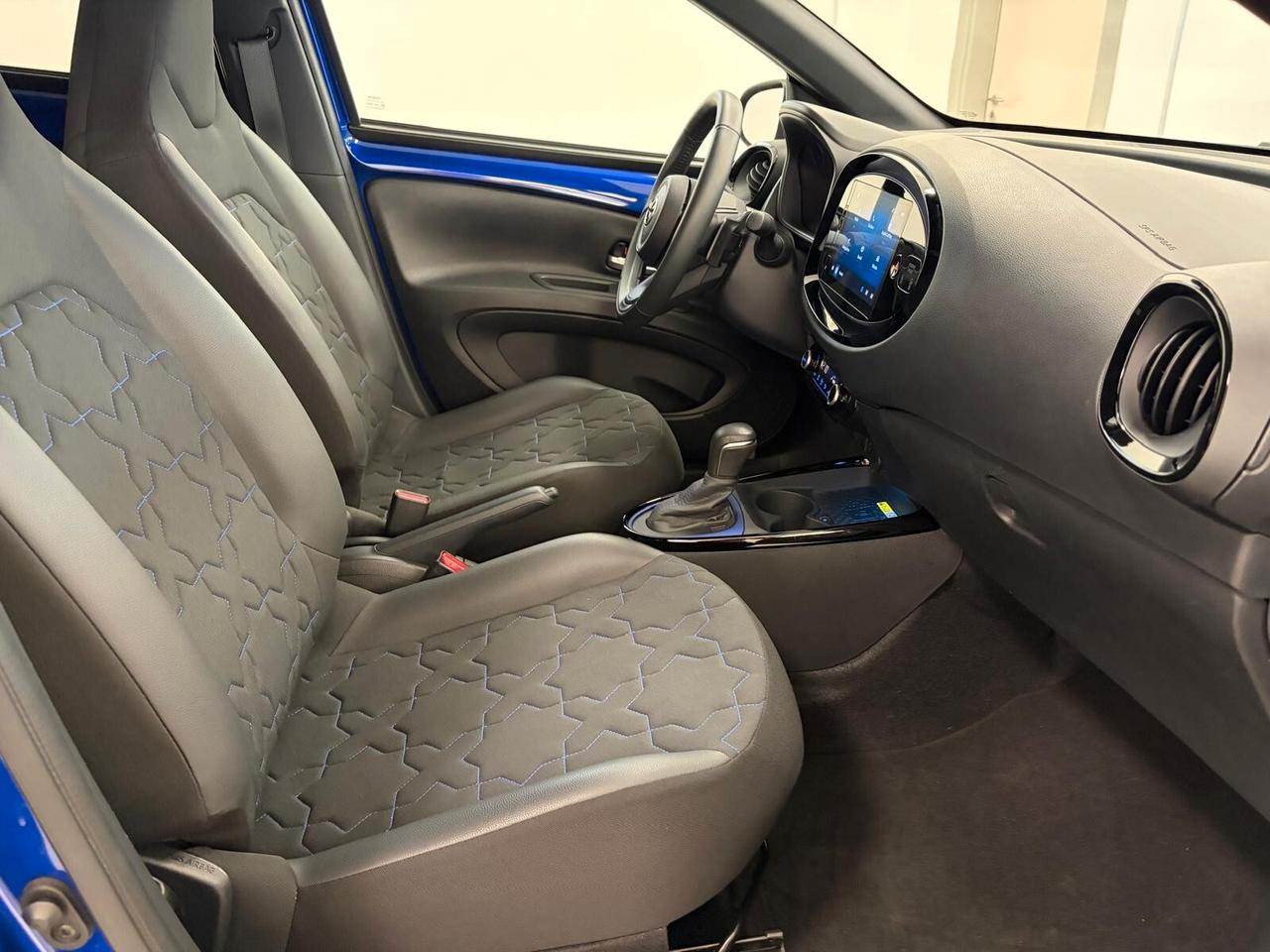 Toyota Aygo X 1.0 VVT-i 72 CV 5 porte Lounge S-CVT