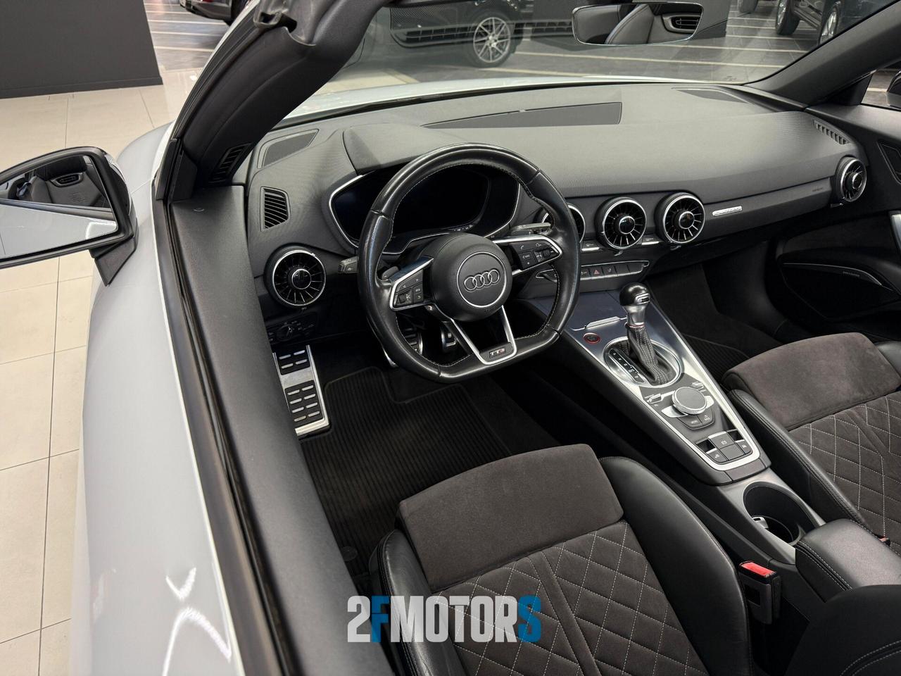 Audi TT TTS Roadster 2.0 TFSI 310 CV quattro S tronic