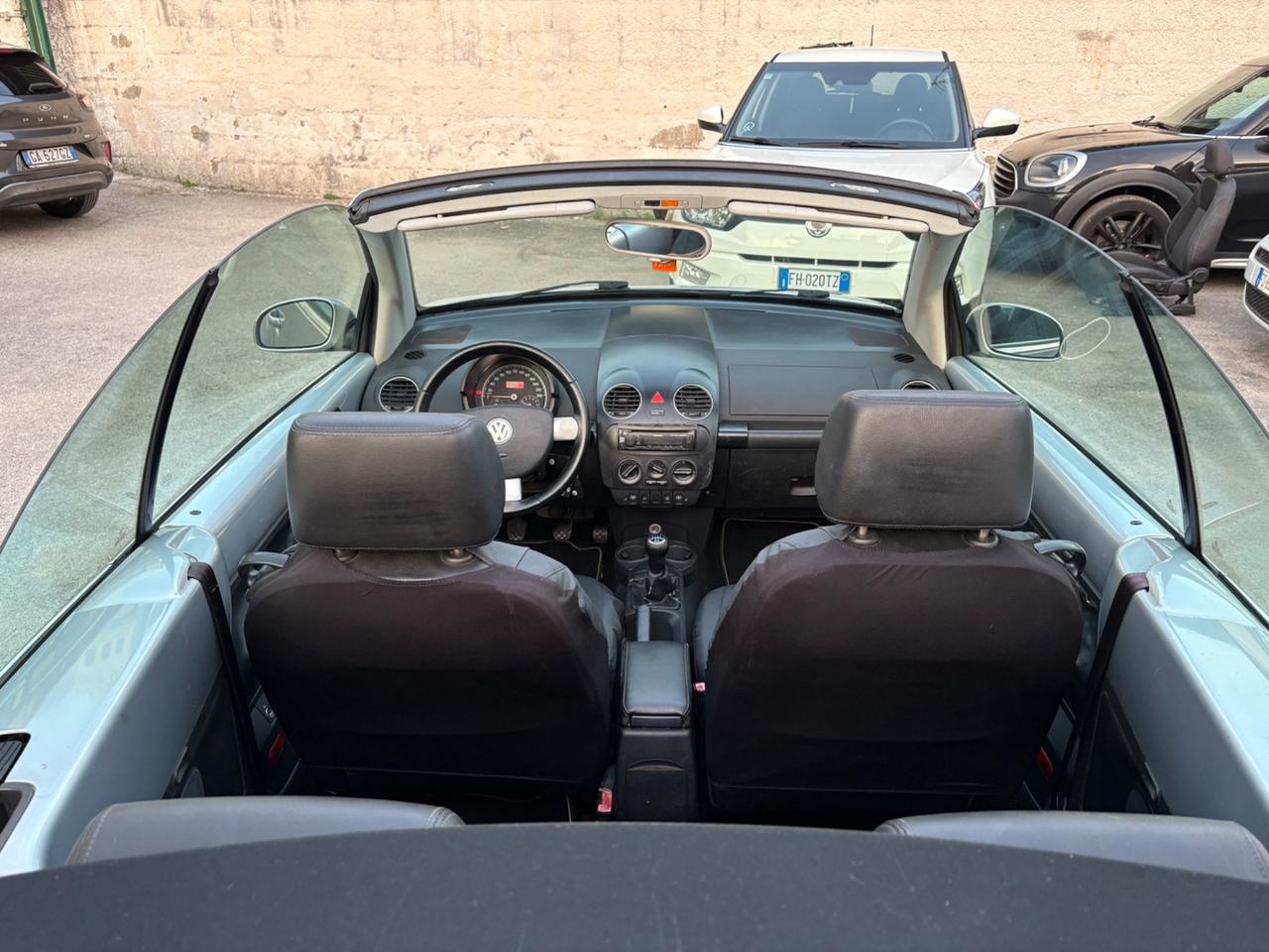 Volkswagen New Beetle 1.6 GPL cabrio
