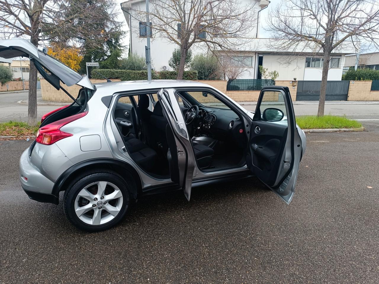 Nissan Juke 1.6 benzina SOLAMENTE 134.000 KM