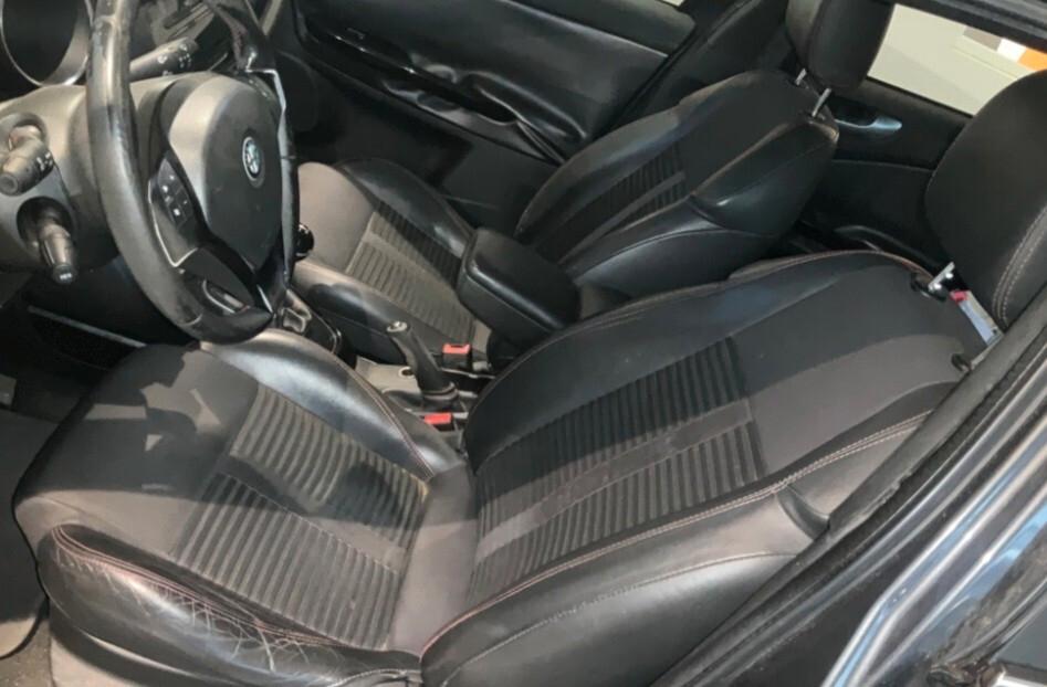 Alfa Romeo Giulietta 2.0 JTDm-2 140 CV Exclusive 2011